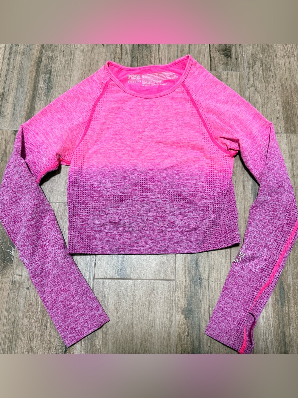 PINK Victoria's Secret Seamless Ombre Long Sleeve Crop Top - Pink size medium